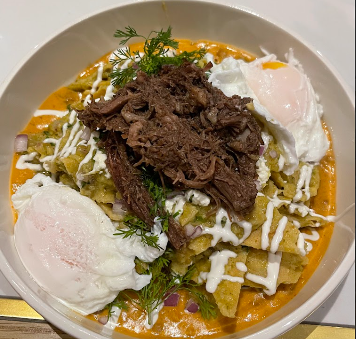 Chilaquiles Verdes con Barbacoa de Cabeza de Res – Desierto de Sonora, 2011